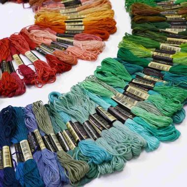 Filati cotone set 6 matasse mt 8 cad