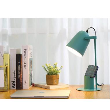 Lampada da tavolo porta oggetti