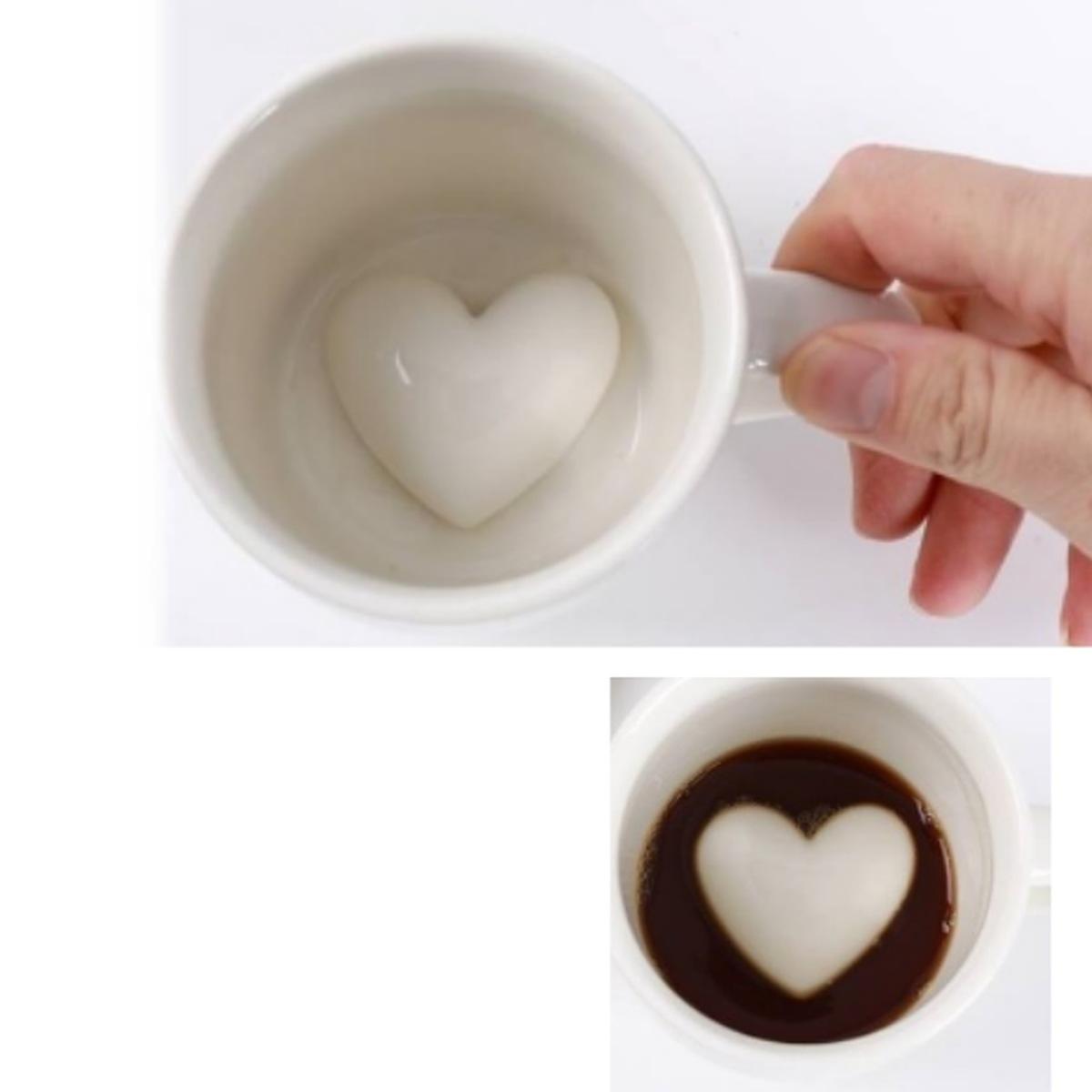 Tazza in ceramica con cuore 3d